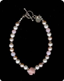 bracelet en opale rose et perles de culture