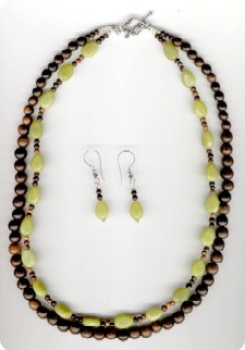 collier double en Ebene et Serpentine